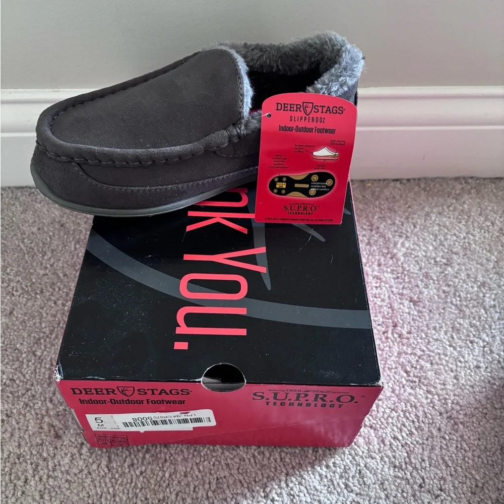 New! In Box! Boys Deer Stags Gray Slippers- size 5